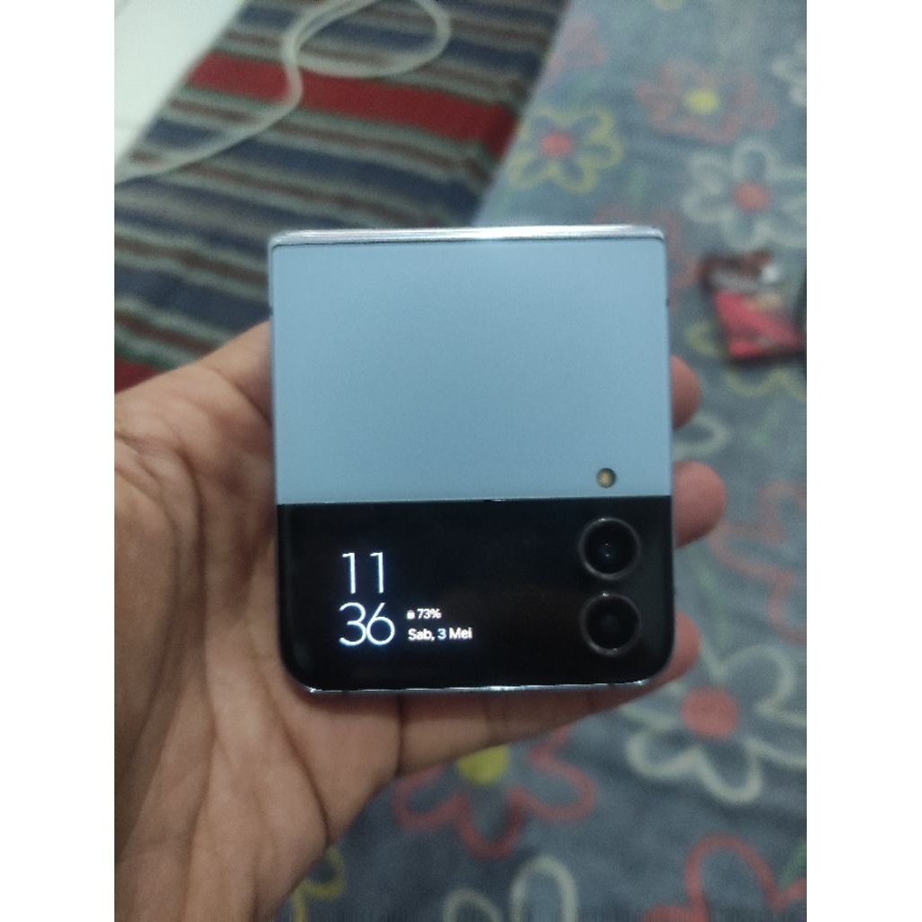 Z flip 4 8/512 minus