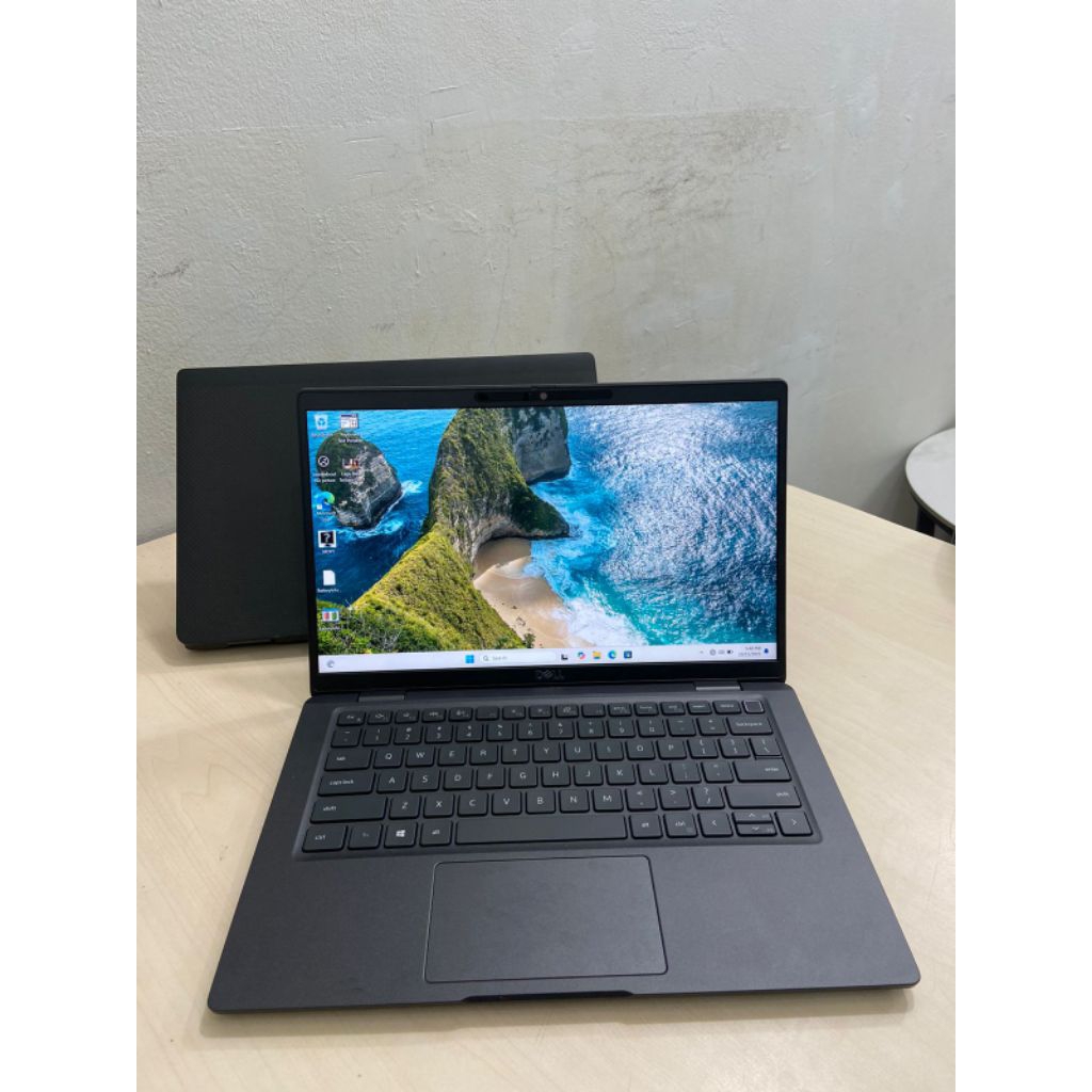 Laptop Dell Terbaru Core i7 Gen 11 Ram 16 GB SSD 512GB Cocok untuk Coding Editing Gaming