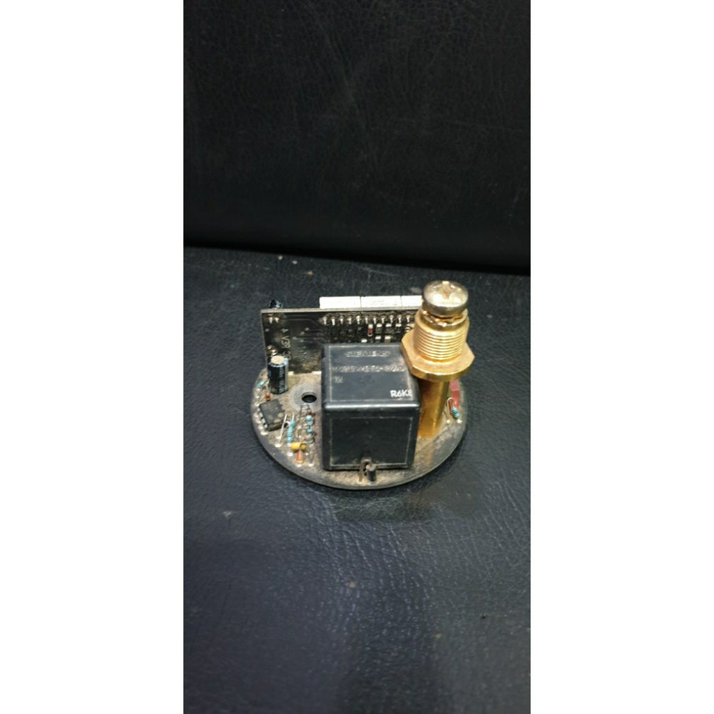 Digital Display Capacitor audio mobil BRAX Germany