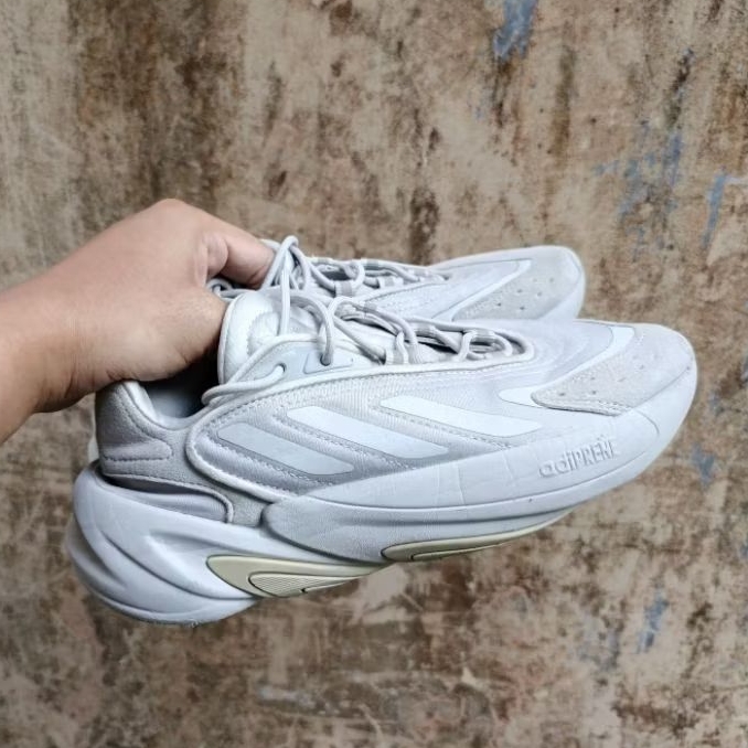 (Size 36) Sepatu second Adidas