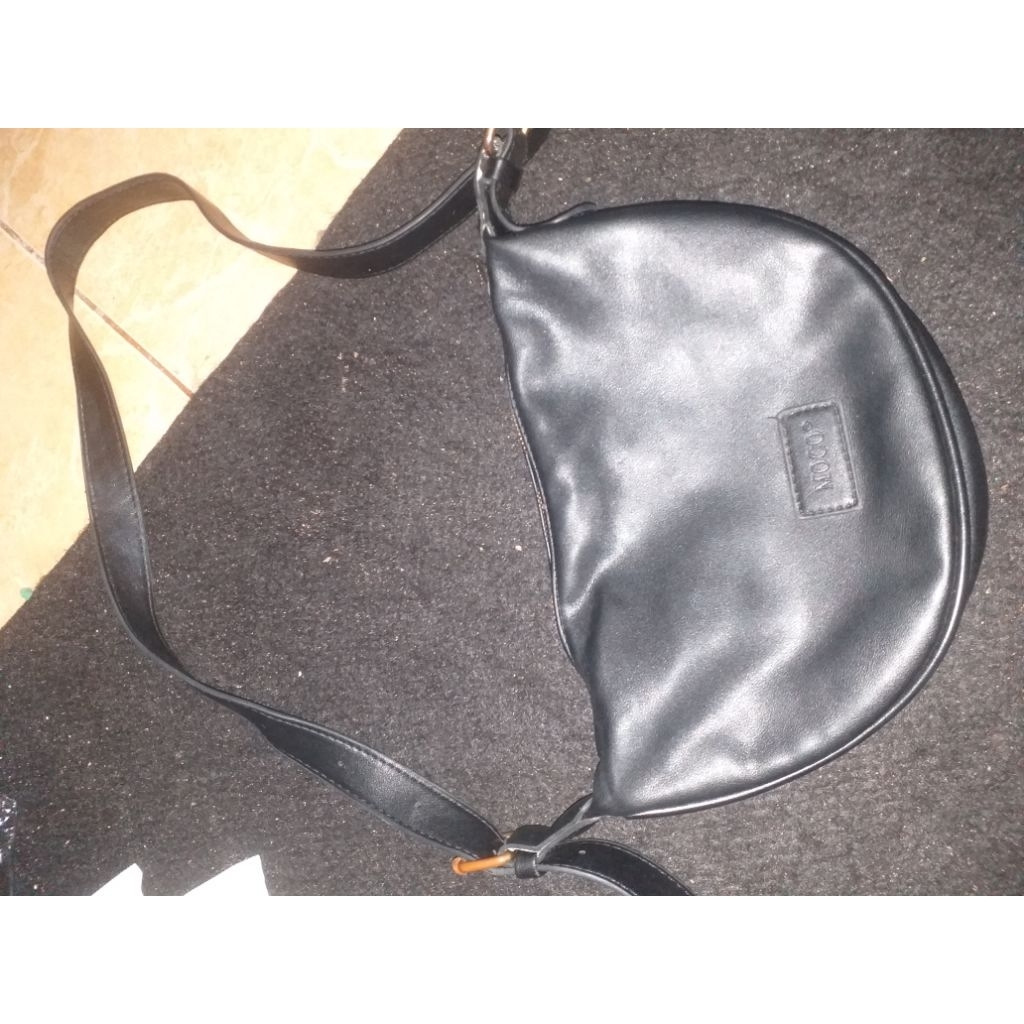 tas selempang wanita moco