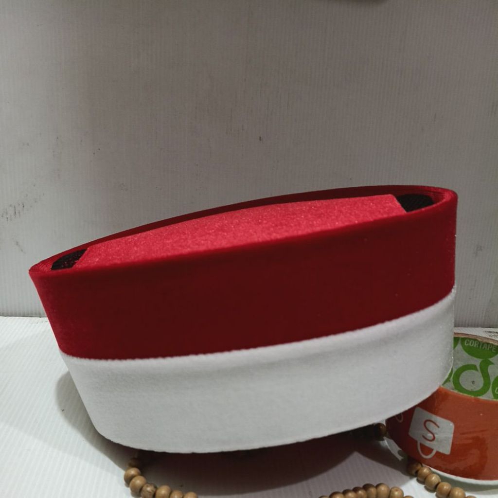 peci kopiah bludru merah putih exclusive