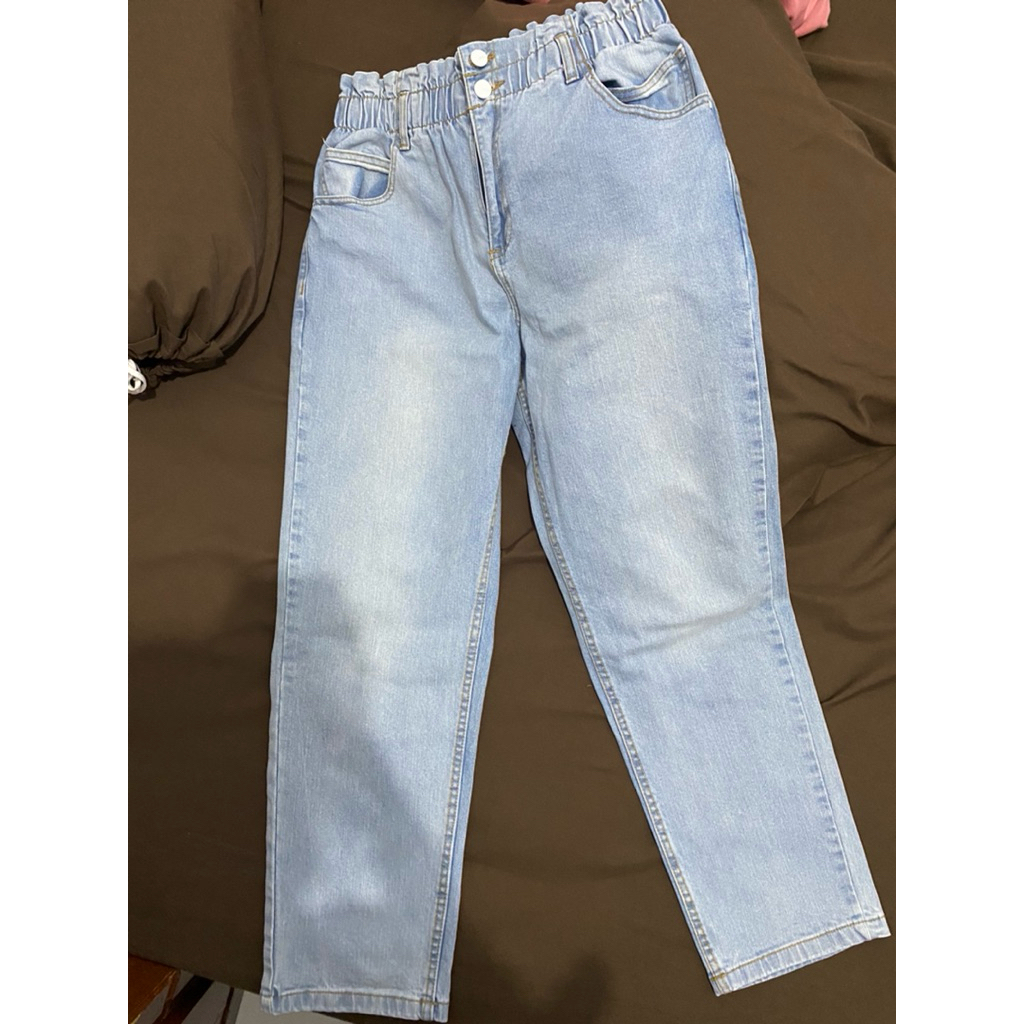 mom jeans merk max size 40