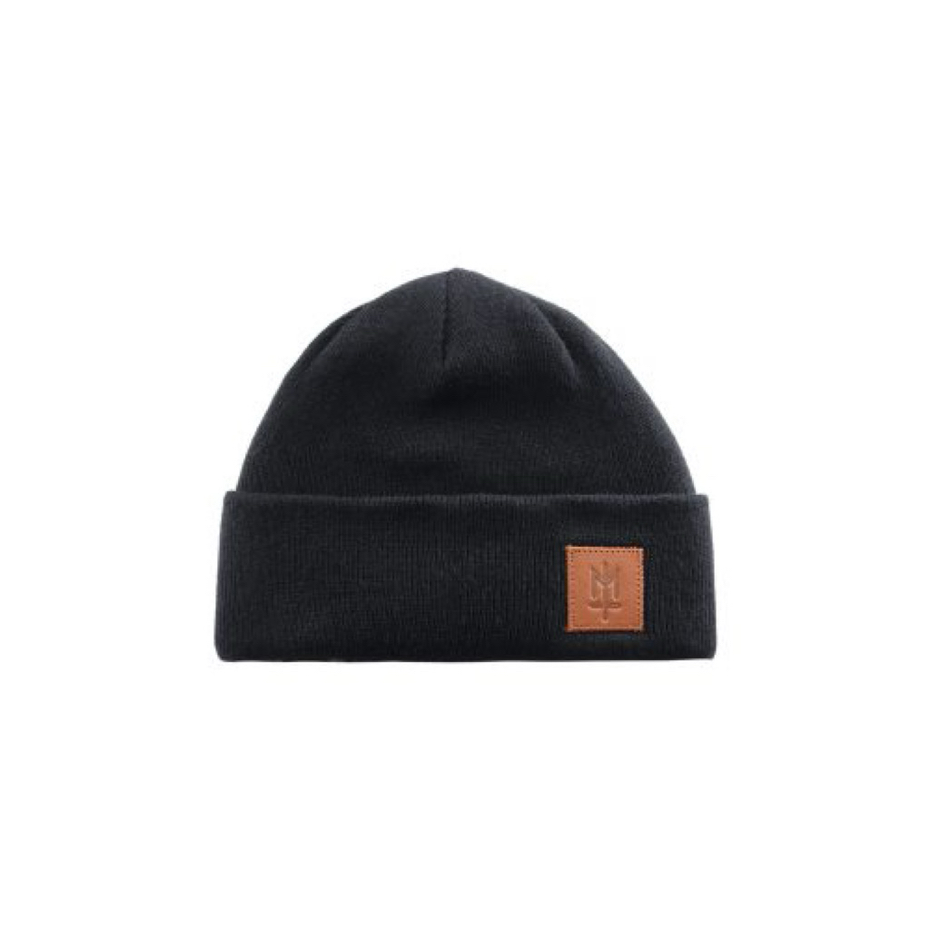 YOUX Maternal Disaster beanie hat