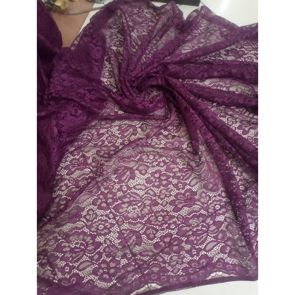 Kain brukat/brukat meteran/kain brukat corneli/Brukat murah/bahan brukat