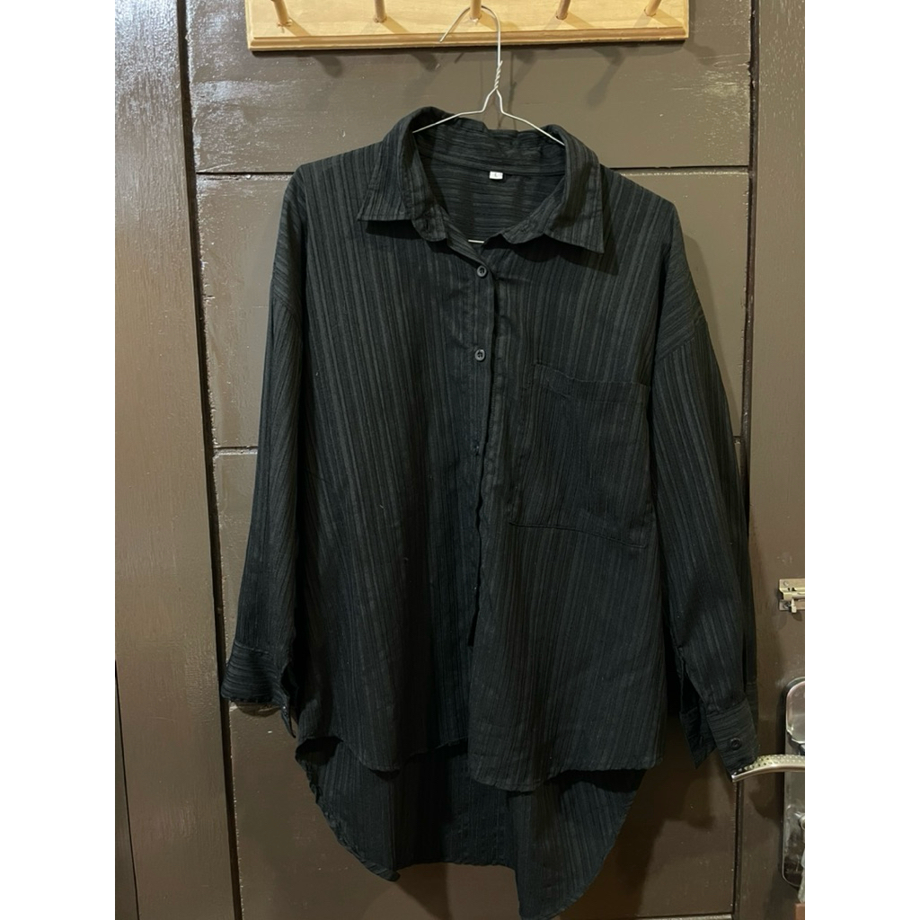 preloved kemeja hitam