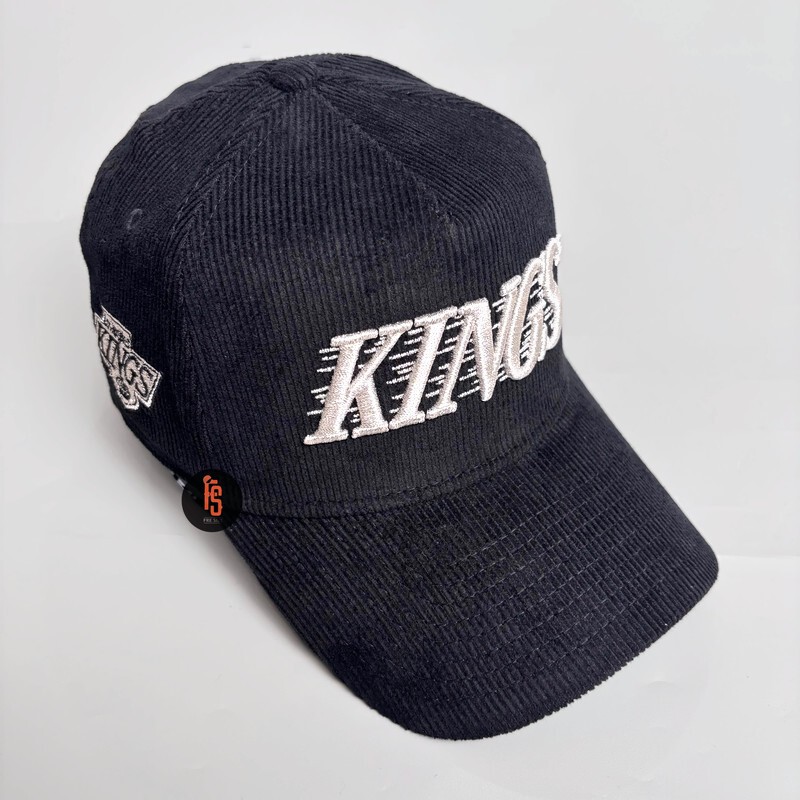 TOPI NEW ERA ORIGINAL 940 A FRAME CORDUROY LA KINGS BLACK