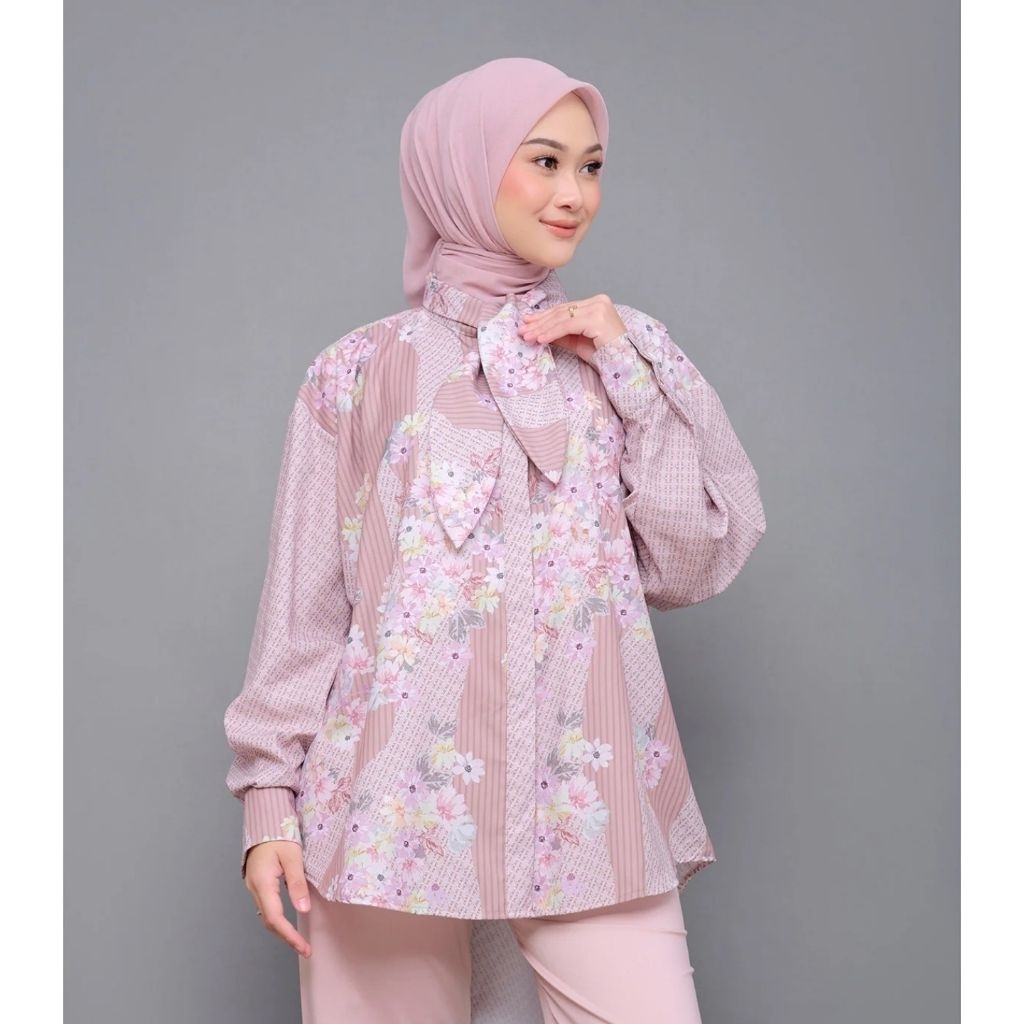 READY STOCK Nada Puspita Monogram Mix Flower Bow Tie Shirt Brown M L