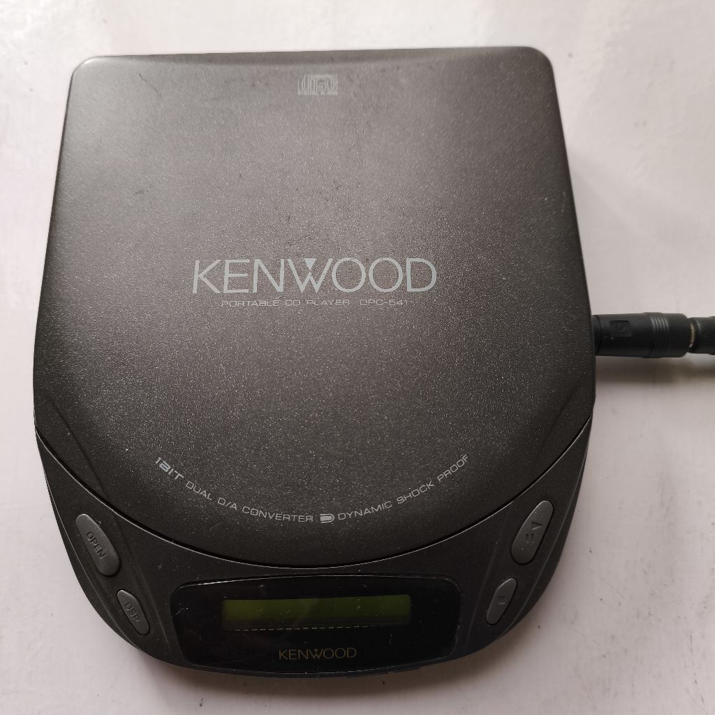 Portable CD Player/Discman Kenwood DPC-541 (Nyala minus)