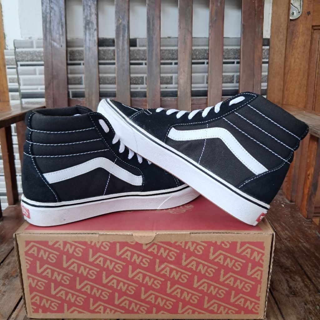 Vans UA Comfycush SK8 Hi True Black White- vans sk8 hight- Vans sk8 Black White