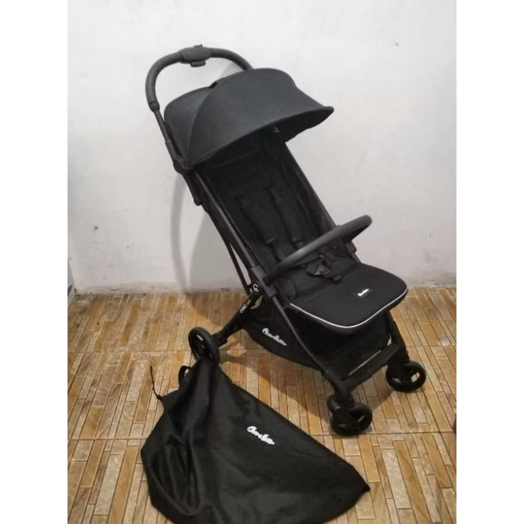 preloved stroller cocolatte iconic auto good condition