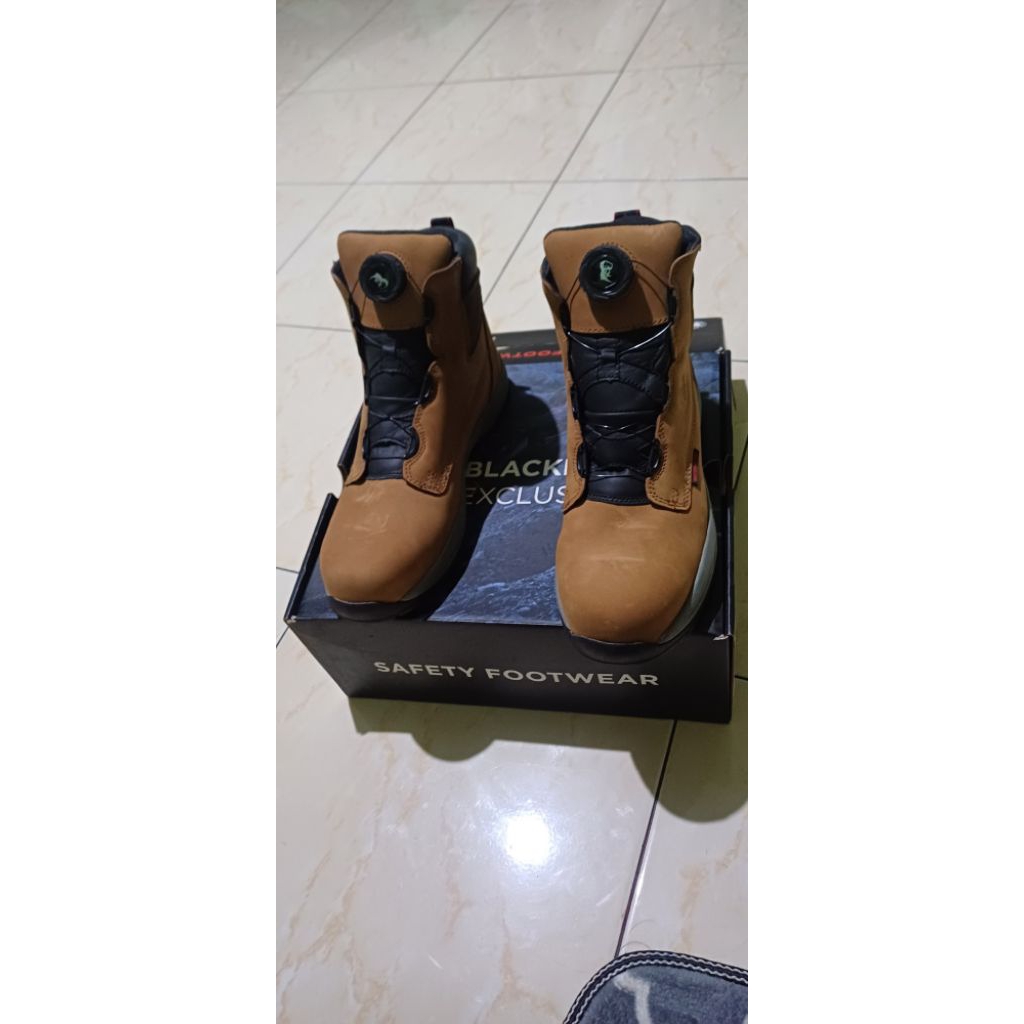 safety shoes sepatu blackrhino