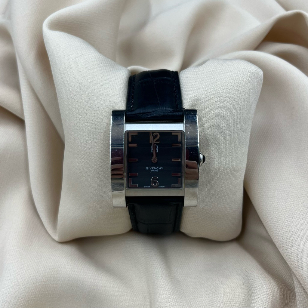 Jam Tangan Givenchy Wanita GKOL 212