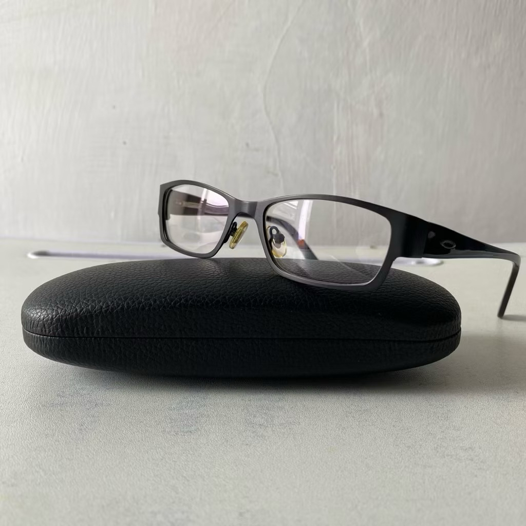 Frame Kacamata Branded Preloved Unisex – Oakley