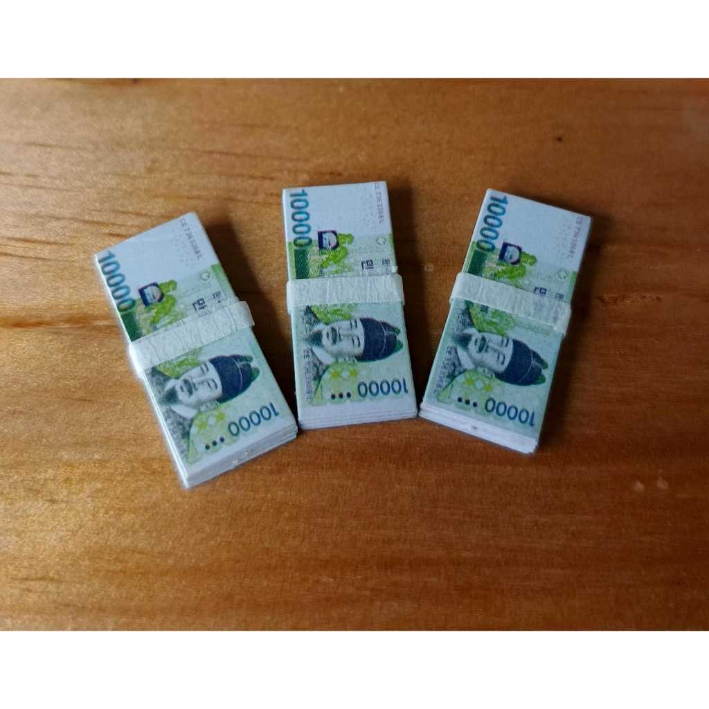 Miniatur mainan mini uang 10.000 won dalam 1 bundel isi 5 Lembar Uang Mahar/ Uang Untuk Buket/Uang M