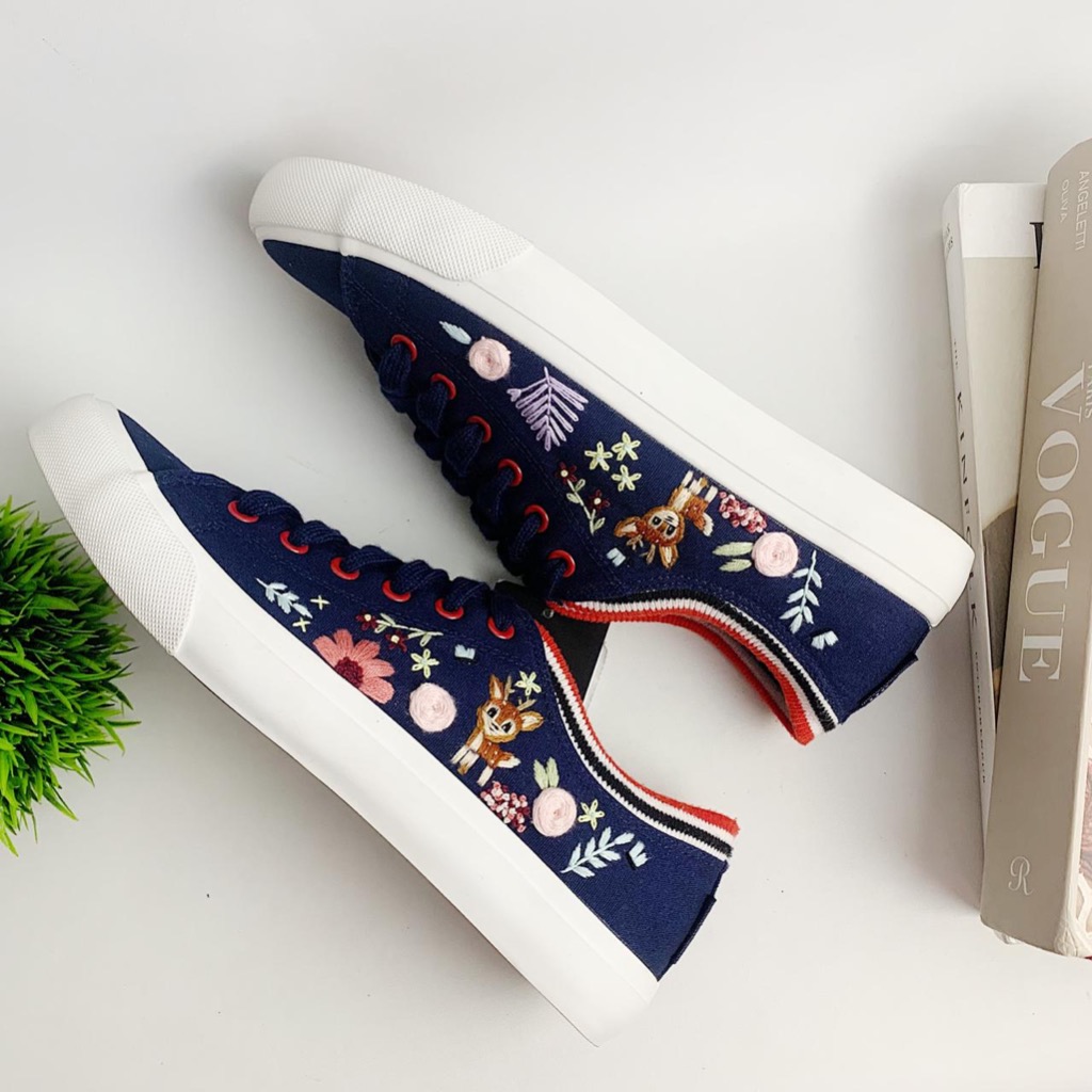 FLORAL FAWN SHOES EMBROIDERY-SEPATU HUSH-PUPPIES