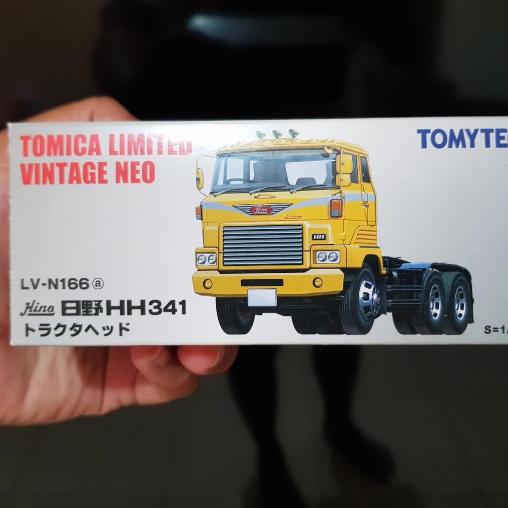 Tomica Limited Vintage TLVN Hino Head Truck