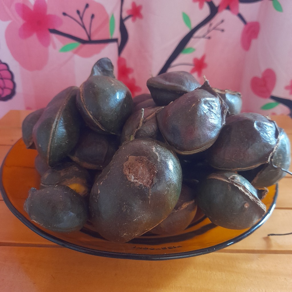 Buah Jengkol / Jering (Kalimantan) Kupas Berat 1 Kg
