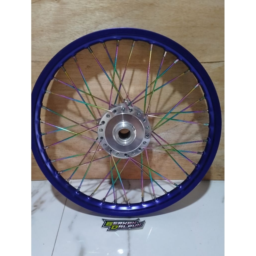 Velg depan ring 17 lebar 1.40 adaptor cakram punya pcx