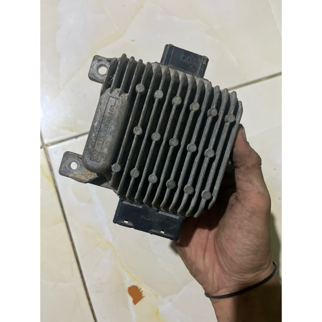 ECU ECM CDI VARIO 150 KODE K59J-A71 IN 01 ORIGINAL COPOTAN KONDISI MATI BUAT BAHAN SERVIS