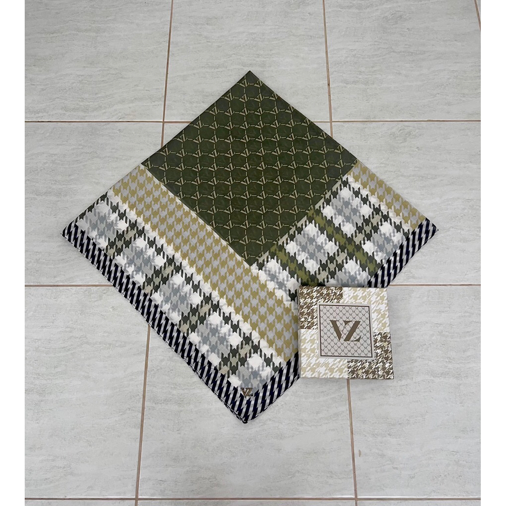 Preloved VZ Rumaisha Scarf