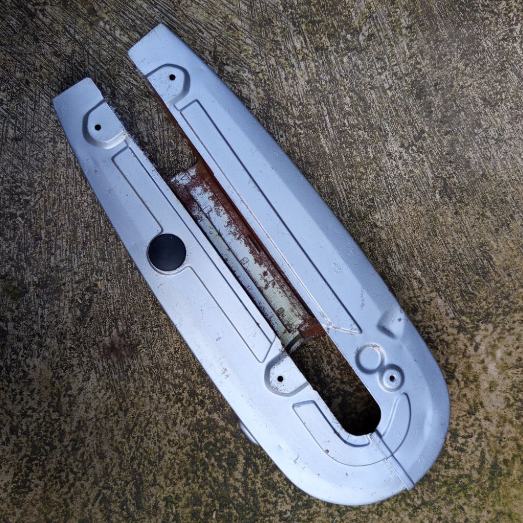 Tutup Rantai Katengkas Yamaha Alfa Original Silver