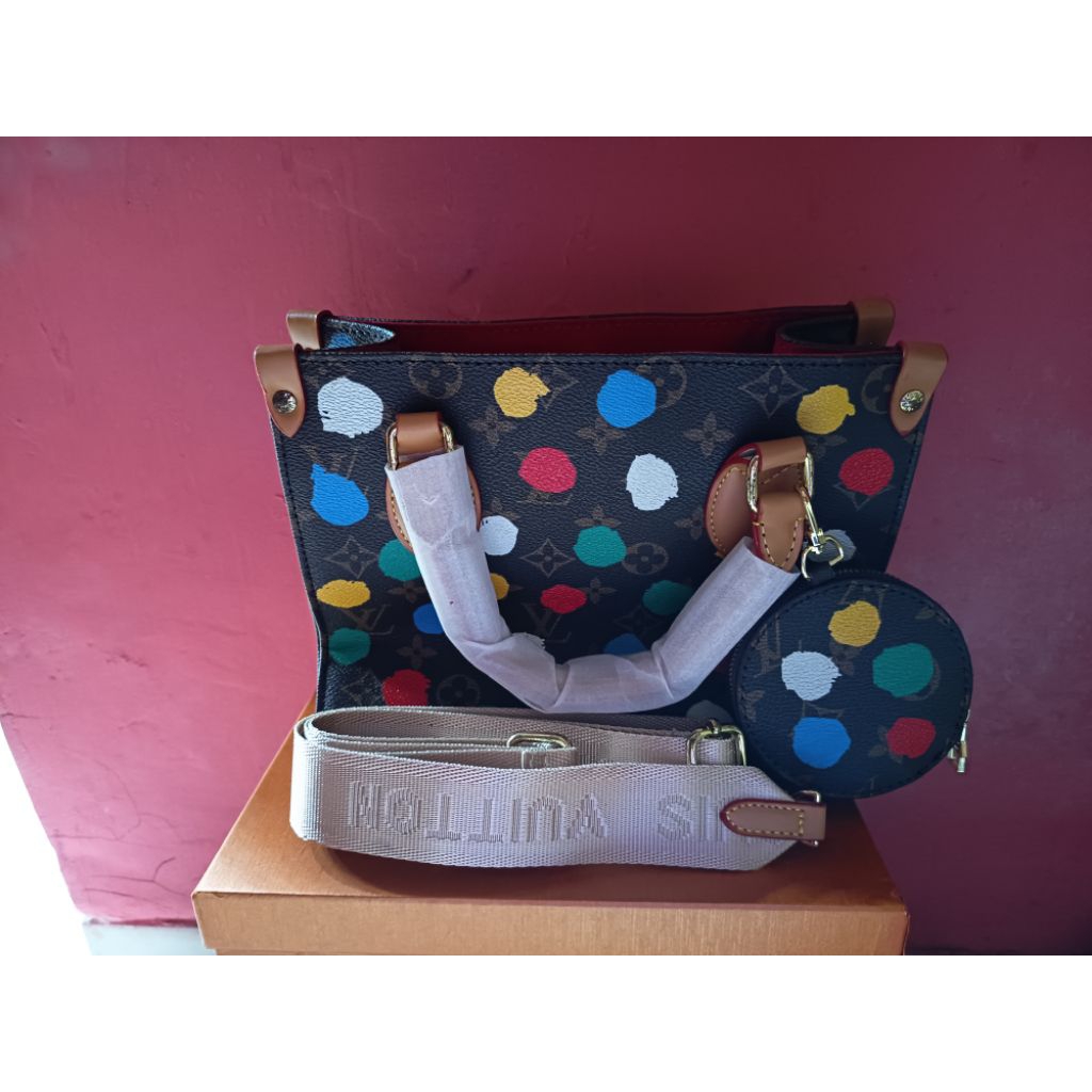 tas elvi yayoi