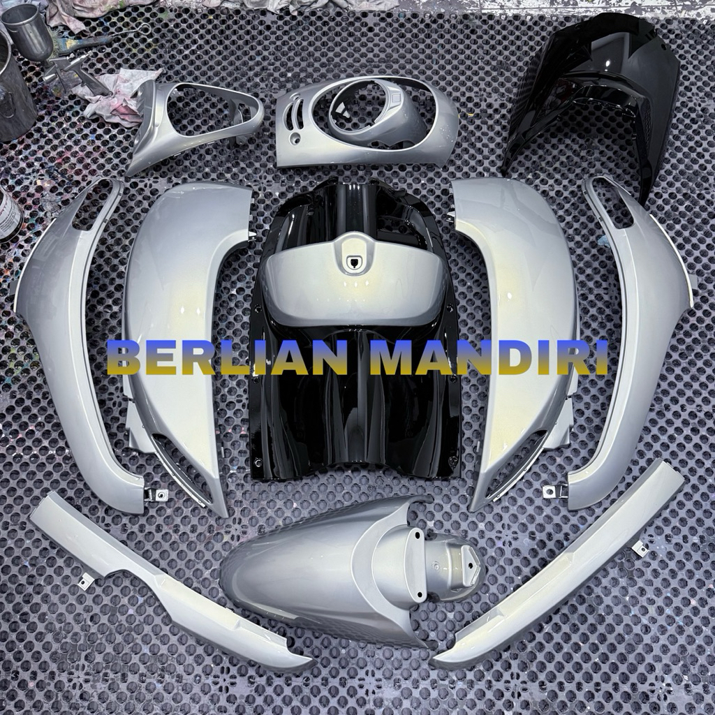 COVER FULL SET BODY HALUS SCOOPY FI ESP TAHUN 2013 2014 2015 2016 COSTEM WARNA SILVER LEMBAYUNG GOLD