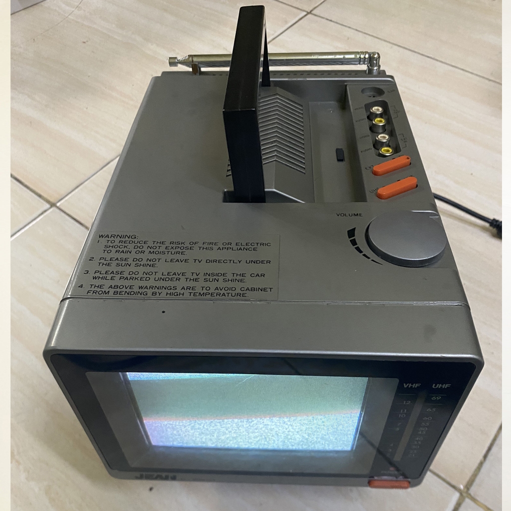 vintage JEAN TV monitor portable jadul 1988 buat koleksi dan pajangan