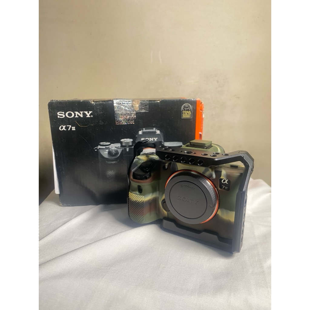 Sony A7iii mark III SECOND BODY MULUS BONUS BANYAK