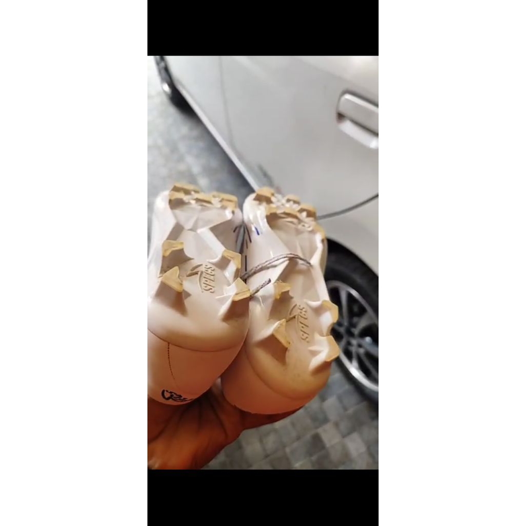 sepatu bola second SPECS fg