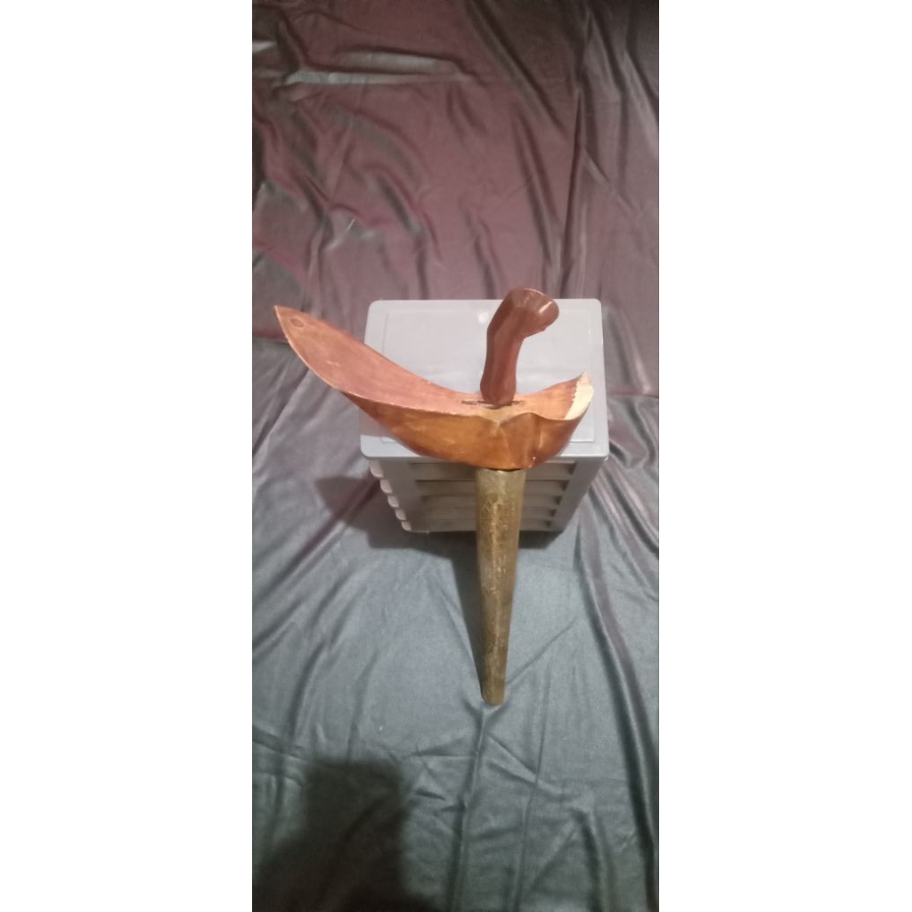 1 pcs PRELOVED keris jawa ( solo ) pàtah sedikit