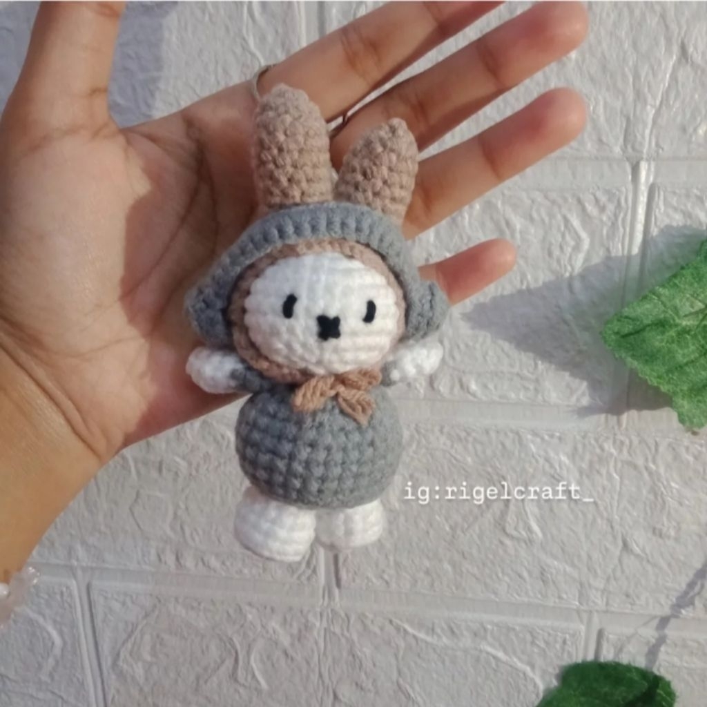 keychain Miffy rajut, miffy, boneka miffy rajut, miffy aesthetic, gantungan tas rajut miffy, crochet