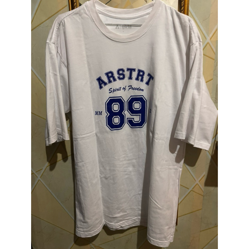 kaos wanita oversize merk aerostreet