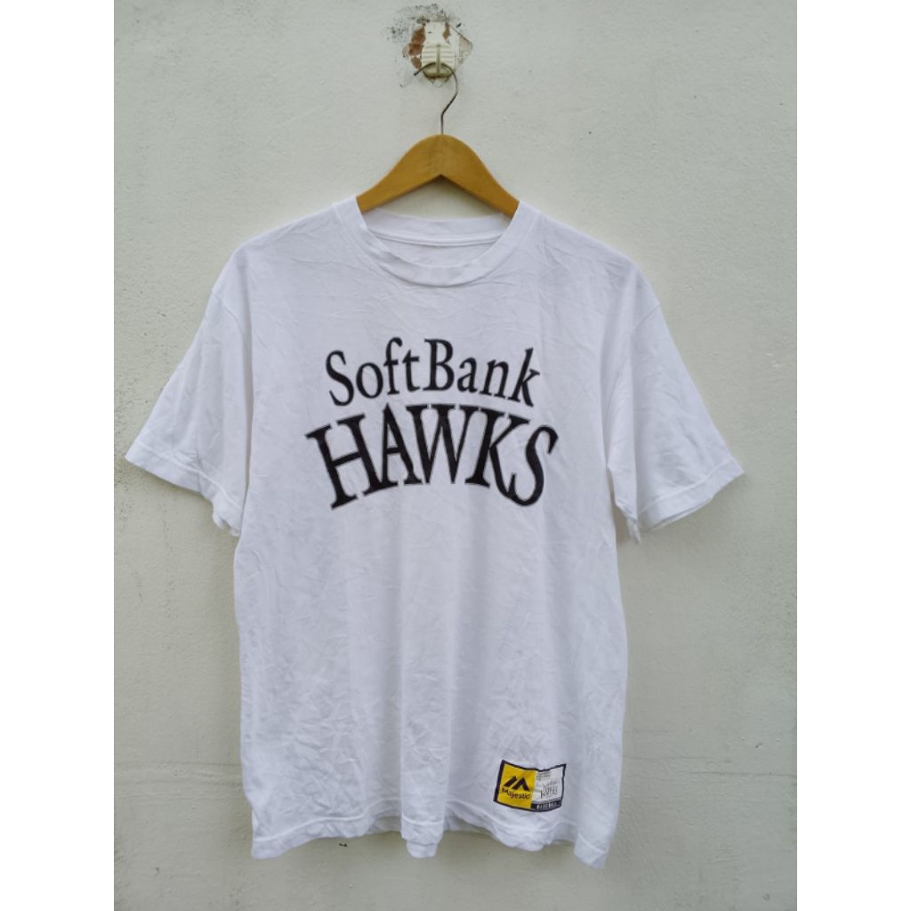 Softbank hawks