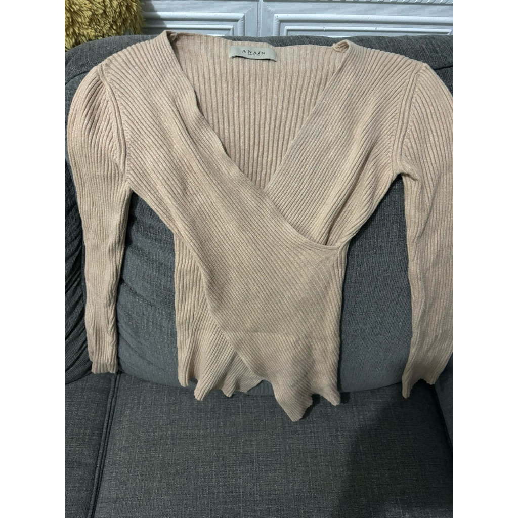 Preloved Anain top