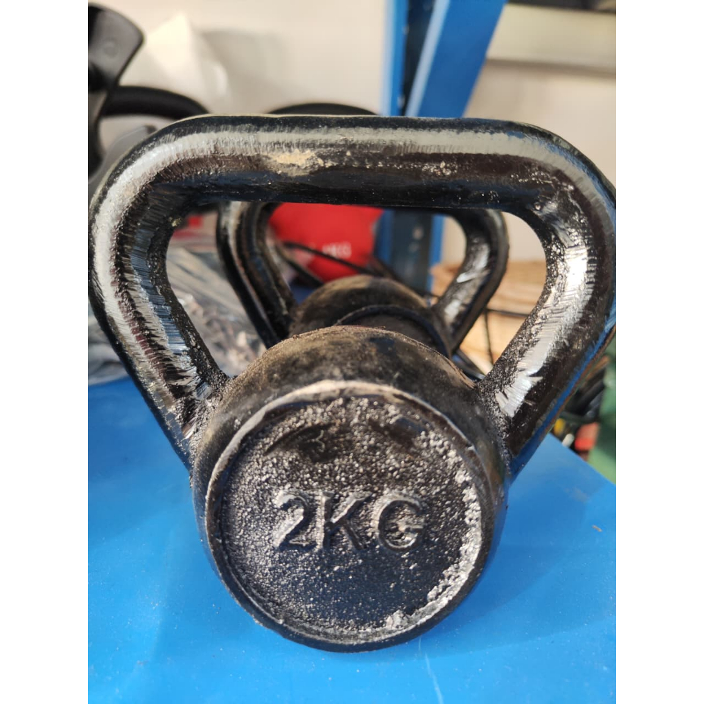 Kettlebell besi 2 kg