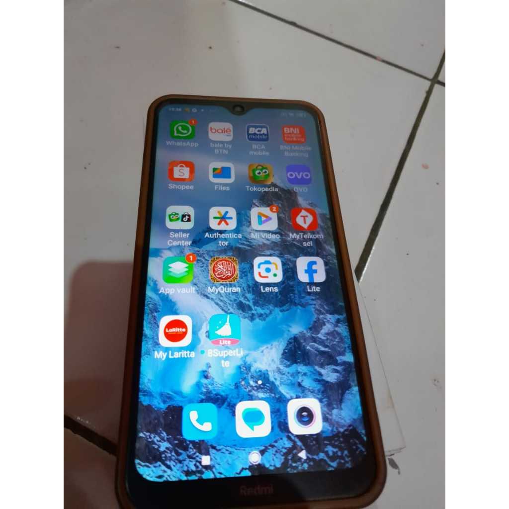 Ponsel Android Redmi 8 dan vivo y12 4/64 kondisi baik