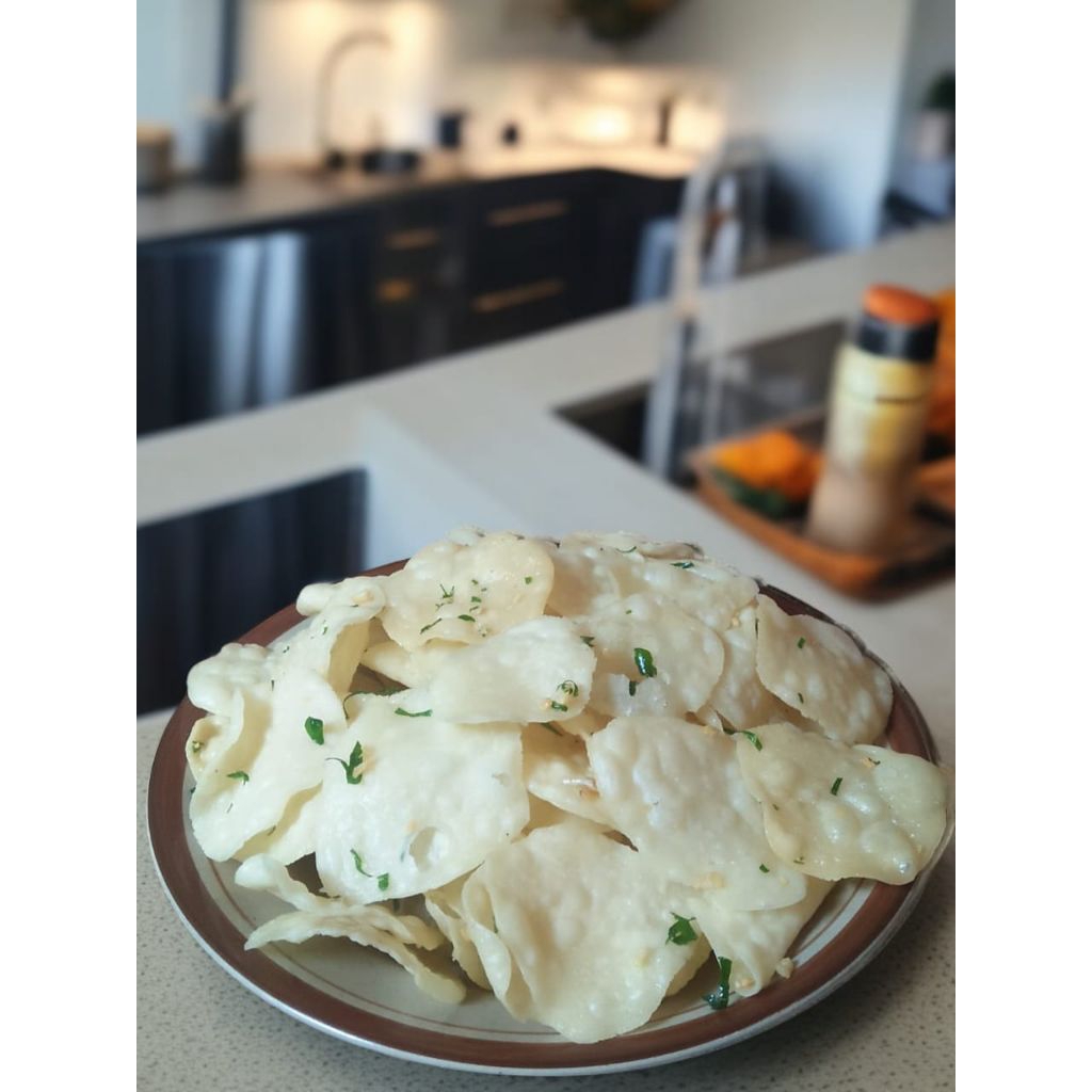 keripik cireng kering tersedia rasa original dan rasa baldo antaka+pedas sehah gurih renyah/kripik c