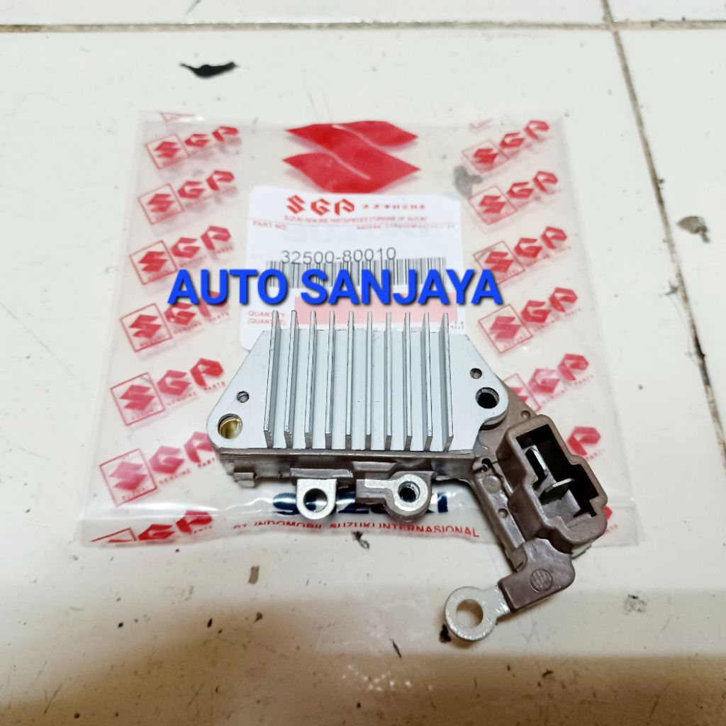 IC REGULATOR ALTERNATOR IC DINAMO ST100 CARRY 1.0 CARRY EXTRA KATANA JIMNY