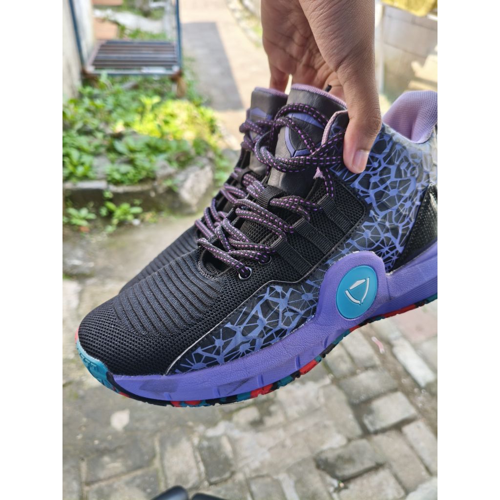 Sepatu Basket Guard GD2