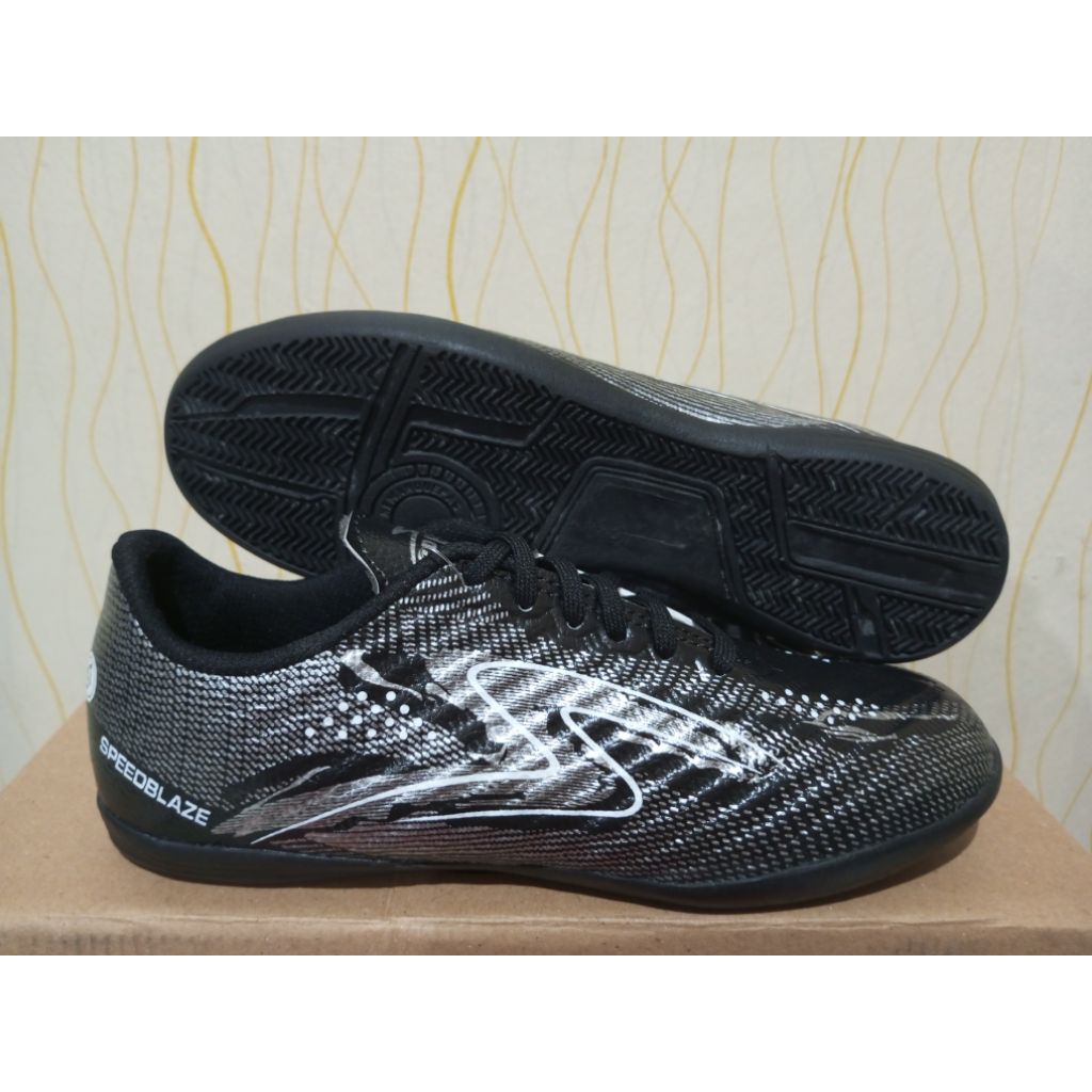 SEPATU FUTSAL MURAH PONTIANAK
