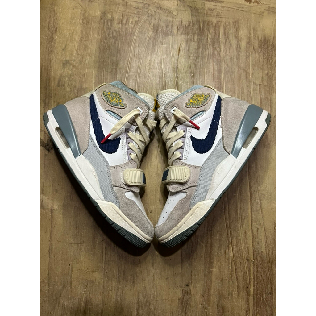 Nike air jordan legacy 312 white mystic navy