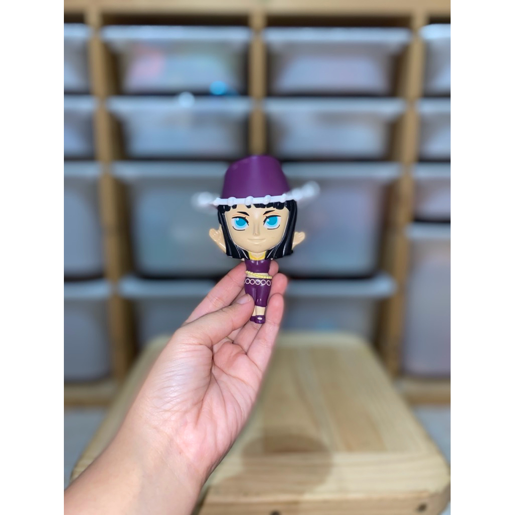 One Piece Figure Keychain Set Happy Meal McDonald - Robin