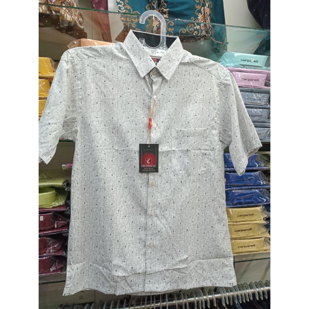 kemeja lengan pendek Chairman