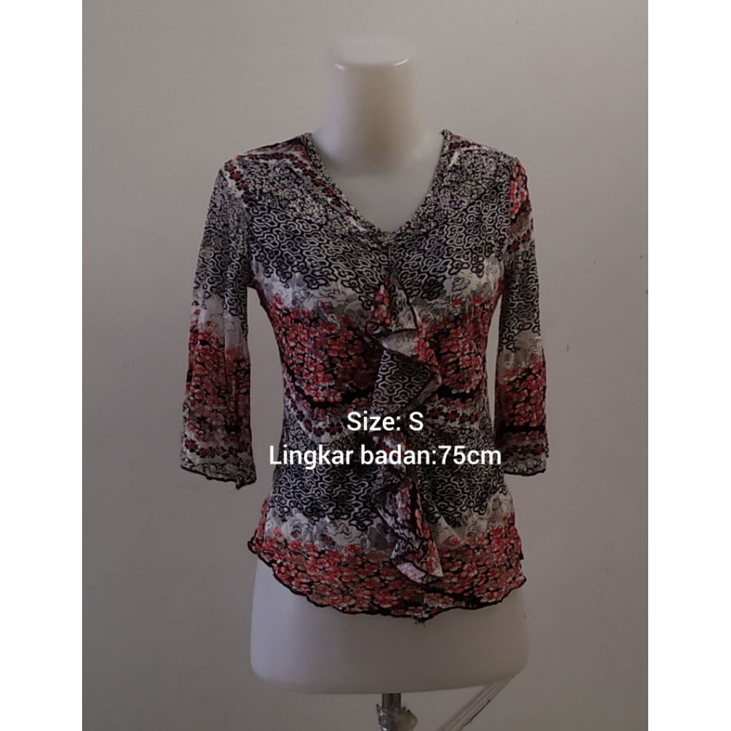 Blus wanita motif Merah Putih Hitam(Preloved)