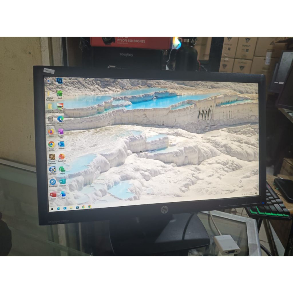 Monitor 22  INCH FULL HD LED Monitor