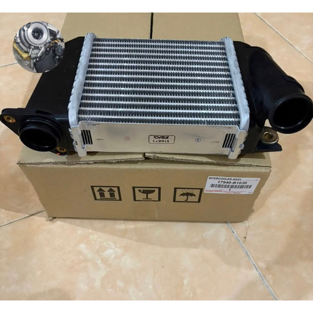 17940-B1030 Intercooler raize rocky original