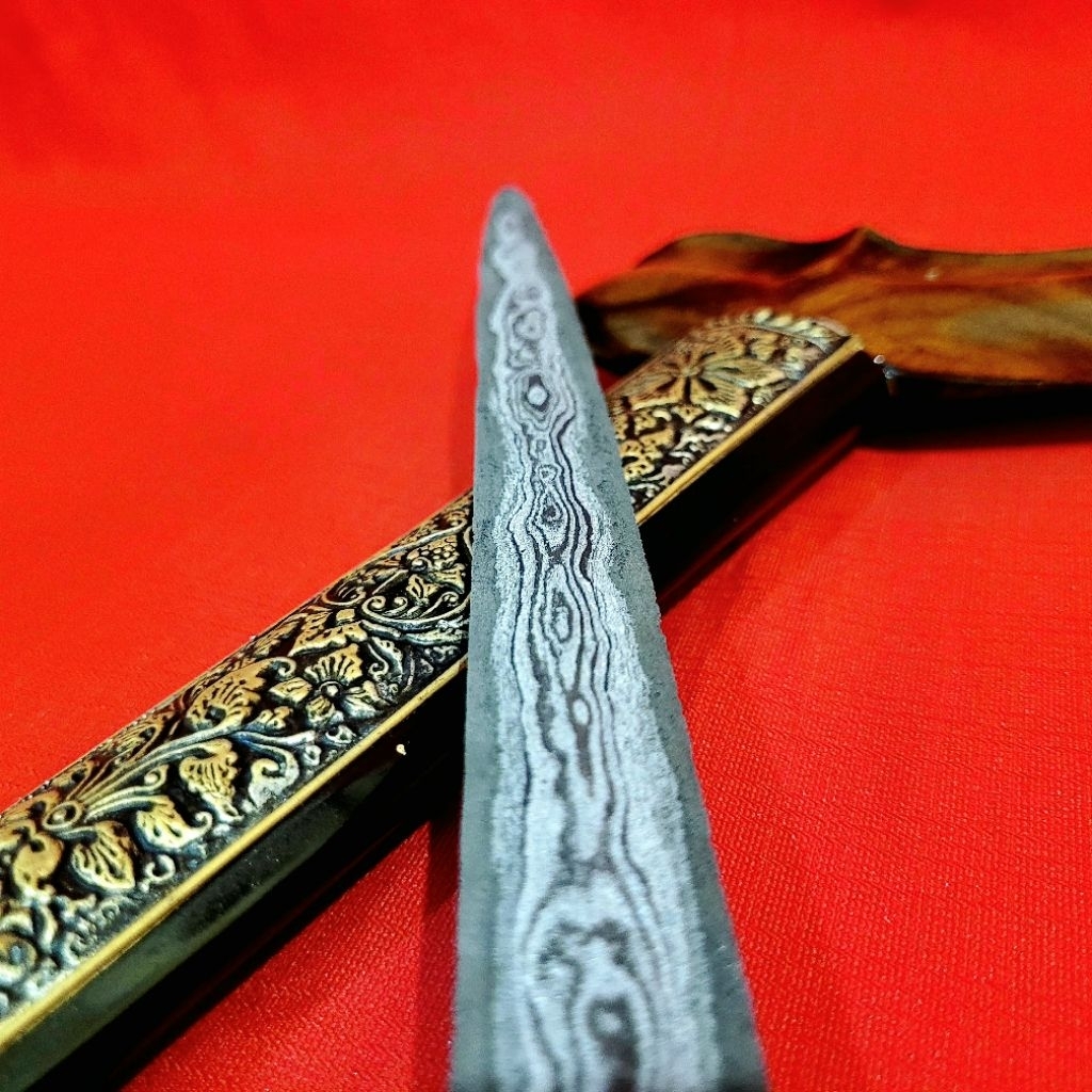 keris jalak ngoceh sepuh pamor segoro muncar