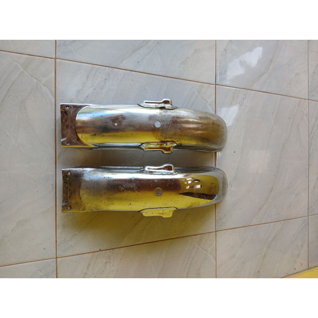 slebor belakang spakbor belakang gl100 gl125 original copotan siap pakai